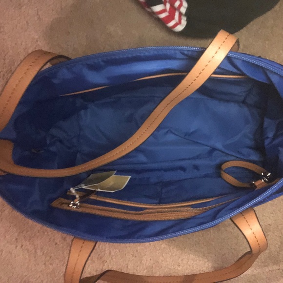 Purse - Picture 3 of 3